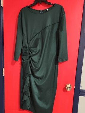 2XL Elegant Dark Green Long Sleeve Ruffled Dress